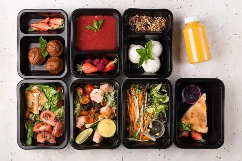 Catering dietetyczny: jak założyć zyskowny biznes? Koszty, Sanepid